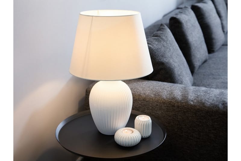 Fergus Bordlampe 33 cm - Hvit - Soveromslampe - Bordlampe