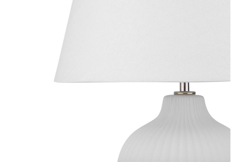 Fergus Bordlampe 33 cm - Hvit - Belysning - Innendørsbelysning & Lamper - Bordlampe