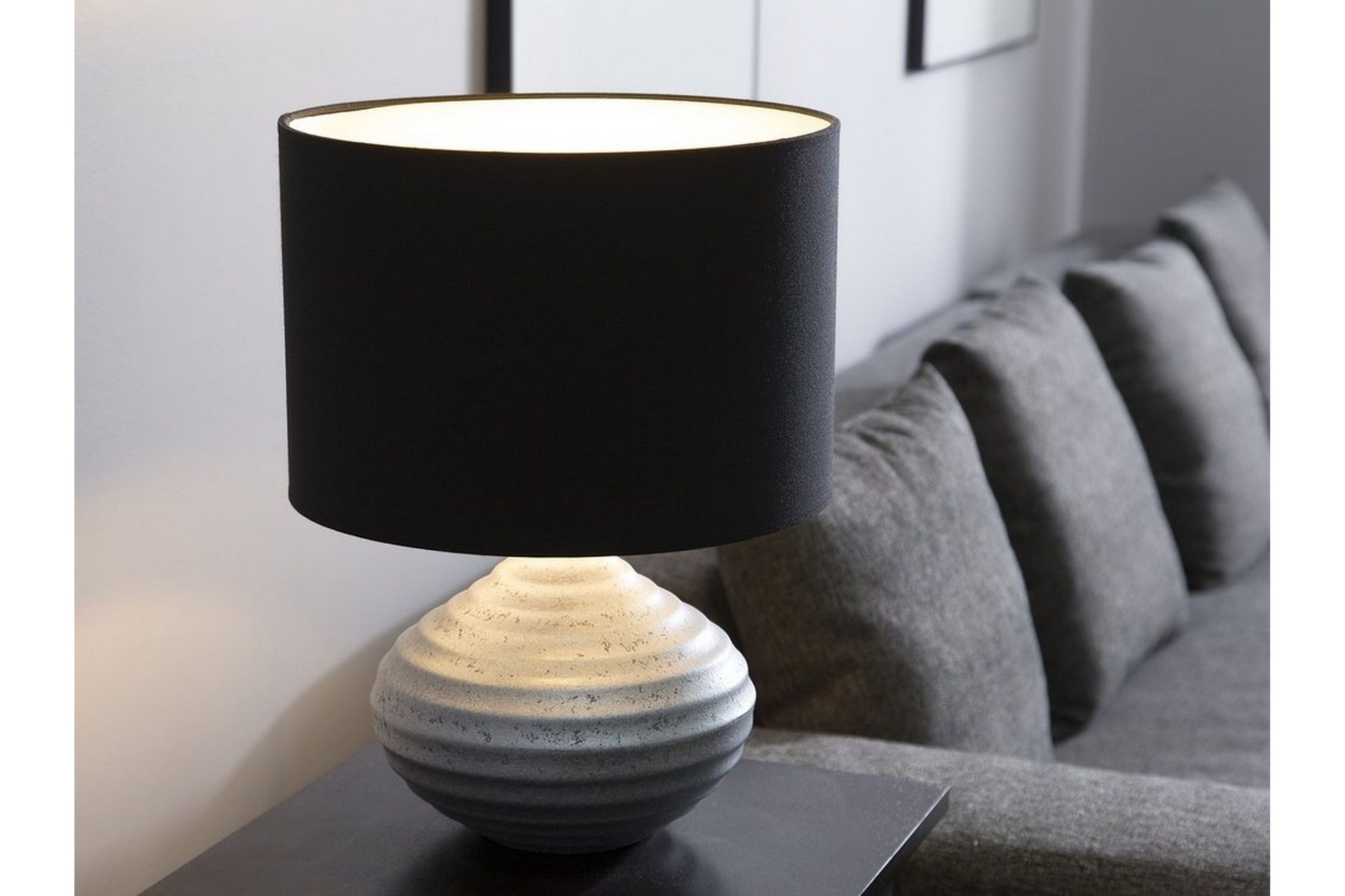 Kuban Bordlampe 32 cm - Sølv