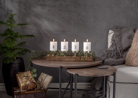 Flamme Advent LED-kubbelys 4-pakning 7,5 cm - hvit med gullsifre - Belysning - Innendørsbelysning & Lamper - Dekorasjonsbelysning