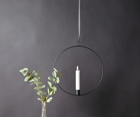 Flamme Ring innendørsdekorasjon 28,5 cm - svart og hvit - Belysning - Innendørsbelysning & Lamper - Dekorasjonsbelysning