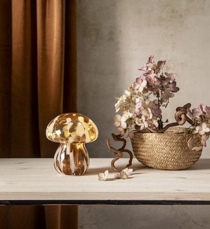 Funghi Glassdekorasjon 13 cm - brun/hvit - Belysning - Innendørsbelysning & Lamper - Dekorasjonsbelysning