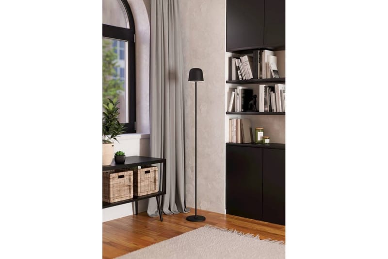 Gulvlampe Eglo Mannera-L Svart/Stål - Svart/Stål - Belysning - Innendørsbelysning & Lamper - Soveromslampe