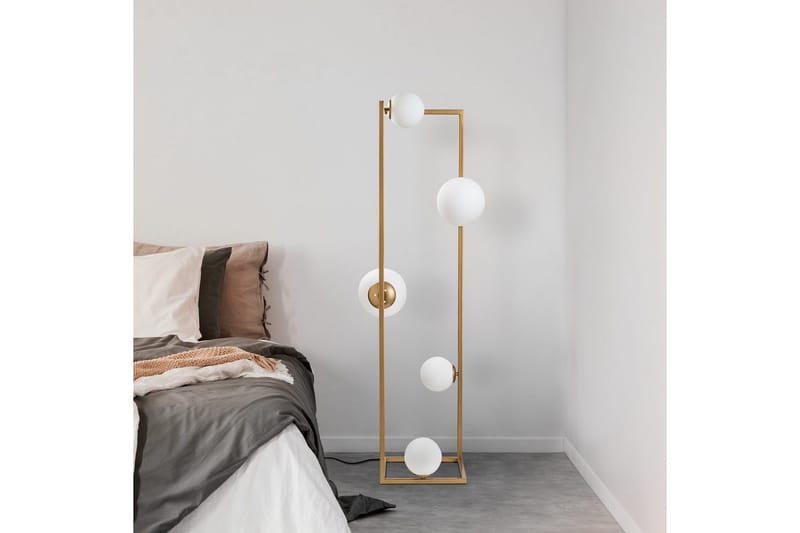 Gulvlampe Hjørne Gull - Gull - Belysning - Innendørsbelysning & Lamper - Soveromslampe