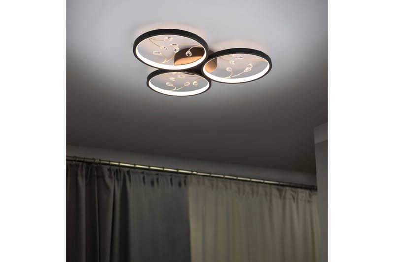 Groovy LED-Taklampe 3-os Mattsvart/Gull - Belysning - Innendørsbelysning & Lamper - Kjøkkenlampe - Taklampe kjøkken