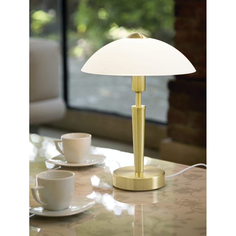 Bordlampe Solo med touch - Matt messing - Belysning - Innendørsbelysning & Lamper - Nattlampe - Nattlampe bord