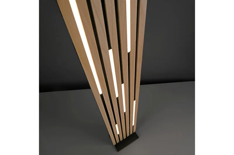 Q-Akustik Paul Neuhaus Gulvlampe - Belysning - Innendørsbelysning & Lamper - Soveromslampe