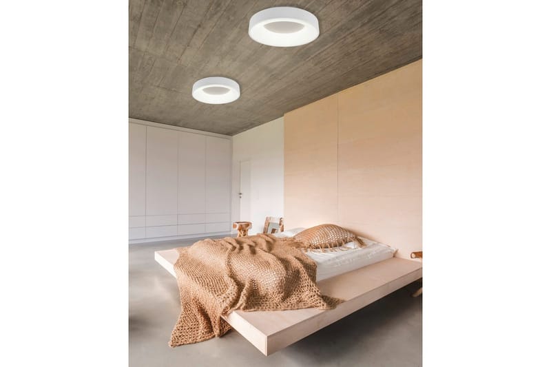 Taklampe TRIO Girona - Belysning - Innendørsbelysning & Lamper - Soveromslampe - Taklampa sovrum