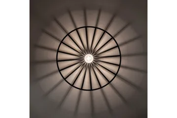 Vegg- og taklampe Spike - 50x9x50 cm - Belysning - Innendørsbelysning & Lamper - Soveromslampe - Taklampa sovrum