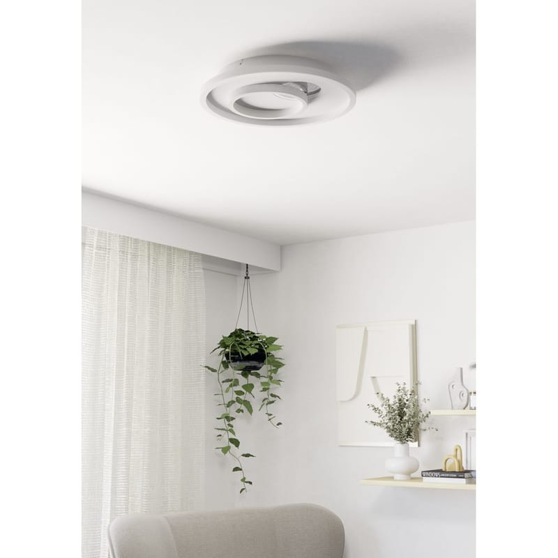 Vegg-/Taklampe Tiriolo - Hvit/Sølv - Belysning - Innendørsbelysning & Lamper - Soveromslampe - Taklampa sovrum