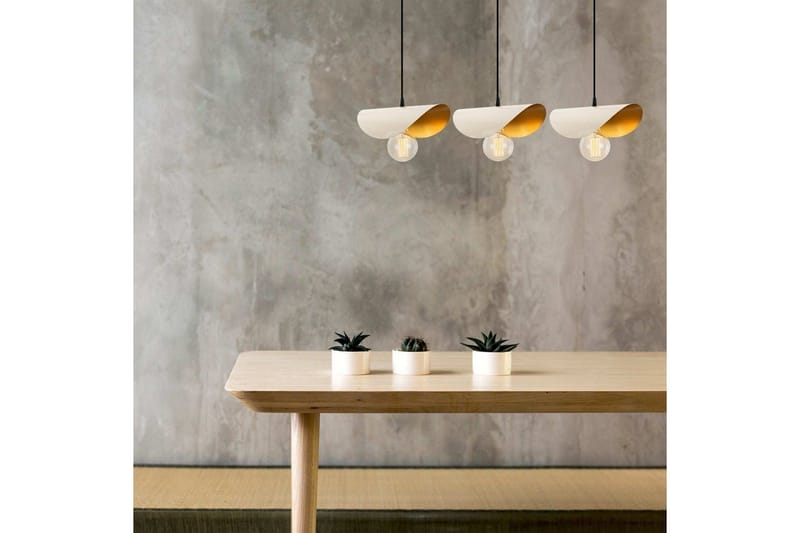 Lysekrone Sugana Three Hvit / Gull - Gull/Hvit - Belysning - Innendørsbelysning & Lamper - Taklampe - Pendellamper & Hengelamper