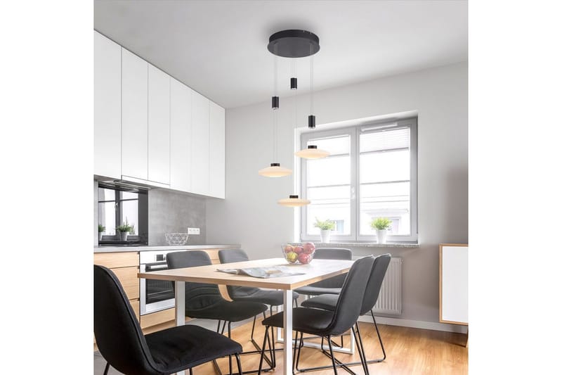 Pendellampe Lautada - 56x200x56 cm - Belysning - Innendørsbelysning & Lamper - Taklampe - Pendellamper & Hengelamper