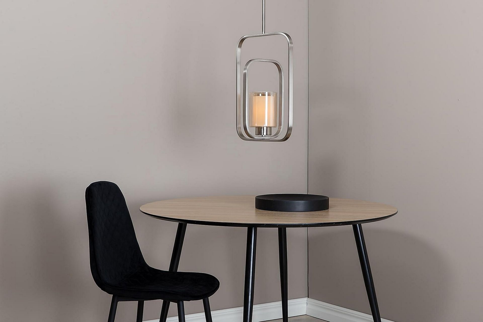 Aludra Pendellampe Dimbar LED Stor - Sølv - Belysning - Innendørsbelysning & Lamper - Taklampe - Pendellamper & Hengelamper
