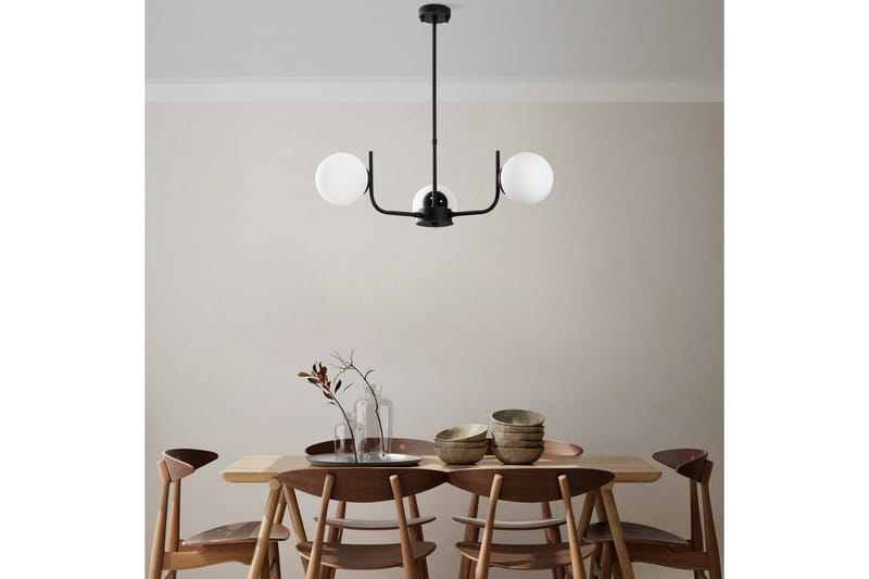 Taklampe Gevir Svart - Svart - Belysning - Innendørsbelysning & Lamper - Taklampe - Pendellamper & Hengelamper