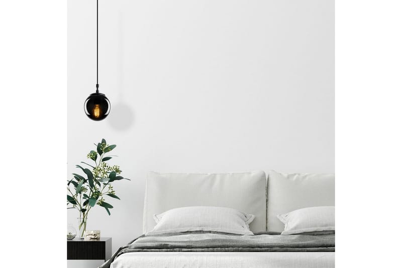 Taklampe Giuseppe Svart / Røyk - Svart / Røyk - Belysning - Innendørsbelysning & Lamper - Taklampe - Pendellamper & Hengelamper