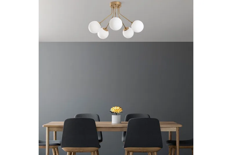 Taklampe Orion Gull - Gull - Belysning - Innendørsbelysning & Lamper - Taklampe - Plafondlampe