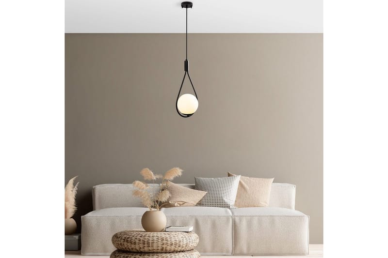 Taklampe Rate 8 svart - Svart - Belysning - Innendørsbelysning & Lamper - Taklampe - Pendellamper & Hengelamper