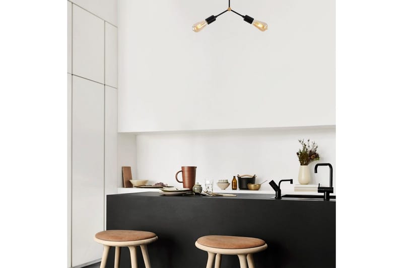 Taklampe Vilsa Svart - Svart - Belysning - Innendørsbelysning & Lamper - Taklampe - Plafondlampe