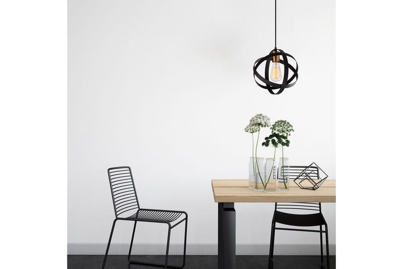 Taklampe Voroa Svart / Antikk - Svart / Antikk - Belysning - Innendørsbelysning & Lamper - Taklampe - Pendellamper & Hengelamper