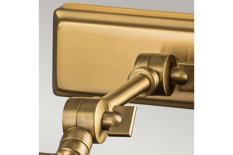 Bildebelysning Elstead Lighting Winchfield 445x127x318 mm, Aldret Messing - 445x127x318 mm, Aldret Messing - Belysning - Innendørsbelysning & Lamper - Vegglampe - Veggarmatur