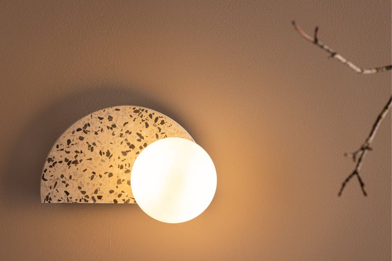 Fabien Veggplafond 11 cm - Hvit - Soveromslampe - Vegglampe - Veggplafond