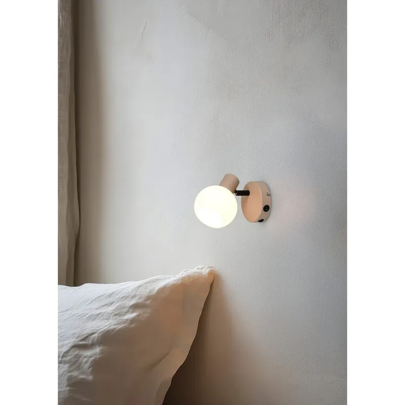 Vegglampe TRIO Boba - 1 lampe - Belysning - Innendørsbelysning & Lamper - Vegglampe