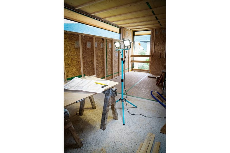 Arbeidsbelysning Eglo LED-stativstrålekaster med 2 lamper 30W - Belysning - Innendørsbelysning & Lamper - Bordlampe - Skrivebordslampe