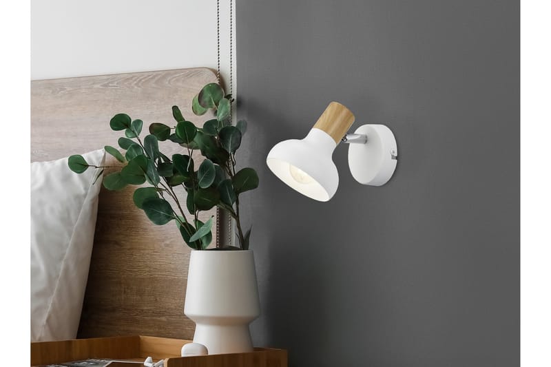 Trio Lighting Latika spotlight 1L E14 matt hvit/tre - Belysning - Lyspærer & lyskilder - Spotlights & downlights