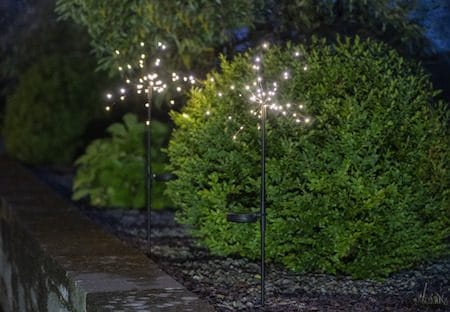 Firework Solar 2-pakning solcelledekorasjoner 60 cm - svart - Belysning - Utebelysning - Solcelle utelys & solcellelamper