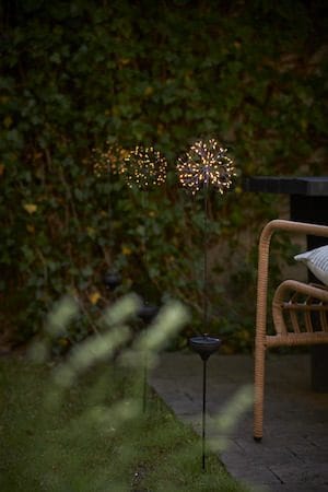 Firework Solar solcelledekorasjon 85 cm - svart - Belysning - Utebelysning - Solcelle utelys & solcellelamper
