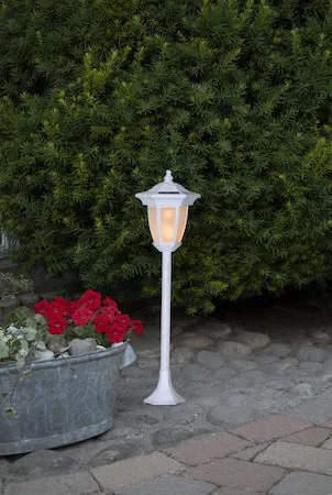 Flame solcellelampe 63 cm - hvit - Belysning - Utebelysning - Solcelle utelys & solcellelamper