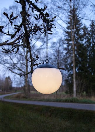 Globus solcelledekorasjon 20 cm - hvit - Belysning - Utebelysning - Solcelle utelys & solcellelamper
