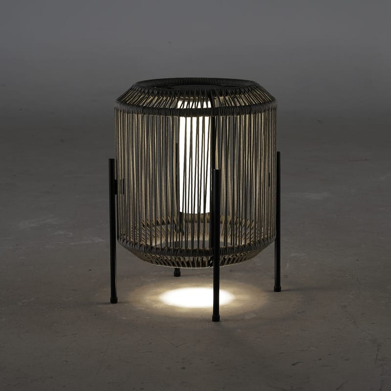 Hagelampe HOME4YOU Bredami med solcellepanel grå - Grå - Belysning - Utebelysning - Solcelle utelys & solcellelamper