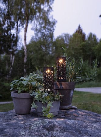 Izola 2-pakning solcelledekorasjon 18 cm - svart - Belysning - Utebelysning - Solcelle utelys & solcellelamper