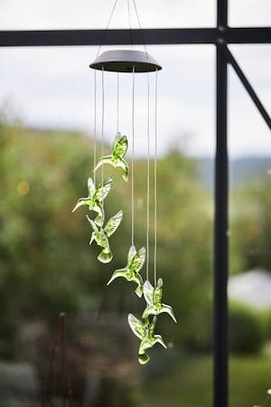 Kolibri solcelledekorasjon 70 cm - grønn - Belysning - Utebelysning - Solcelle utelys & solcellelamper