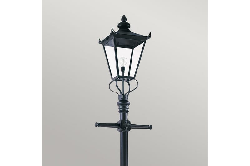 Lyktestolpe Elstead Lighting Wilmslow 585x3300 mm - 585x3300 mm - Belysning - Utebelysning - Stolpelykt & portlykt