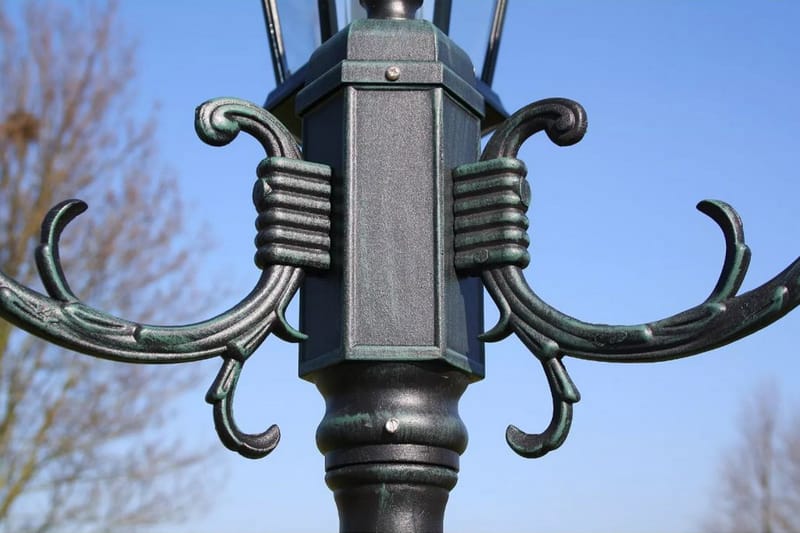 Hagelampe 2-armet 230 cm mørkegrønn/svart aluminum - Mørkegrønn - Belysning - Utebelysning - Markbelysning