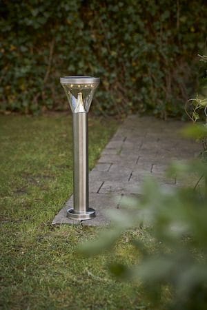 Narona solcellepullert 50 cm - sølv - Belysning - Utebelysning