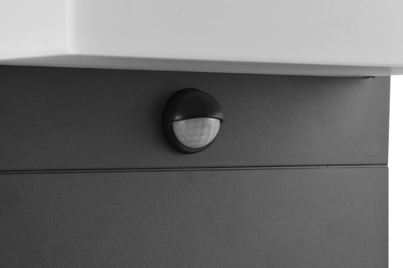 Trio Lighting Nestos LED Pullert 80 cm antrasitt bevegelsessensor - Belysning - Utebelysning