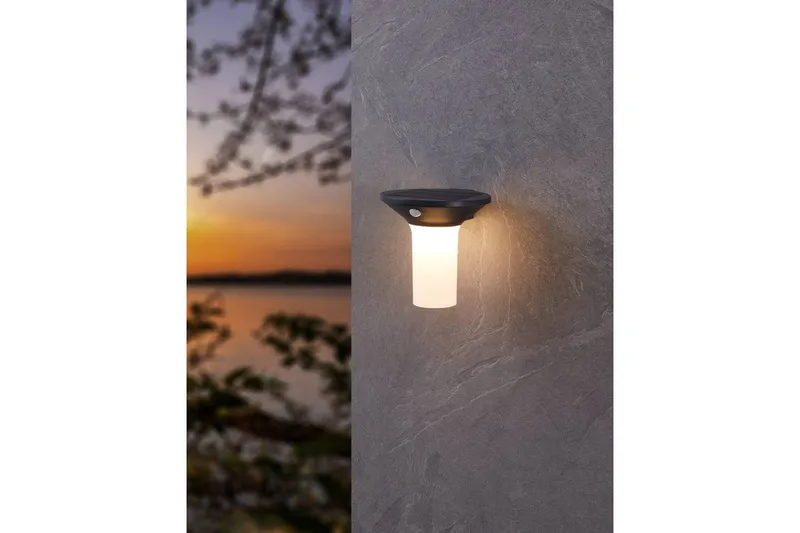 Vegglampe Utendørs Eglo Corbezzola med Sensor - Antracit/Hvit - Belysning - Utebelysning - Solcelle utelys & solcellelamper