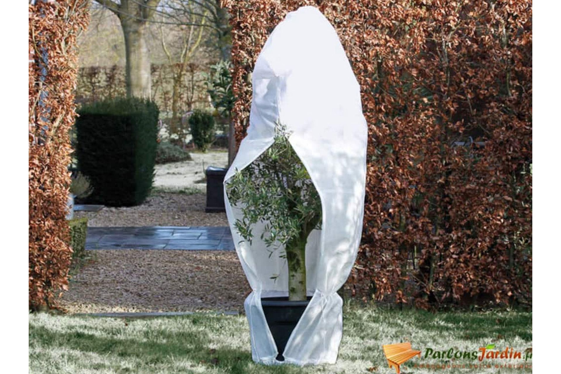 Nature Vintertrekk m. glidelås fleece 70 g/m² hvit 2,5x2x2 m - Hage - Dyrking & hagearbeid - Dyrking - Planting & forkultivering - Plastnett & hagenett
