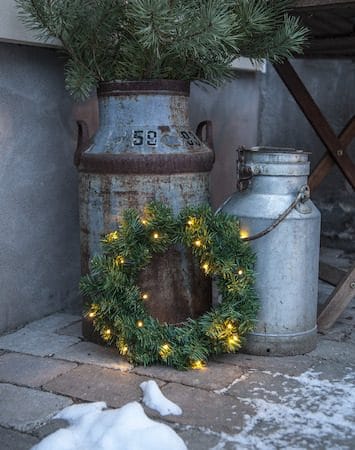 Alaska krans med belysning 38 cm - Grønn - Hage - Dyrking & hagearbeid - Planter - Prydplanter - Dørkranser