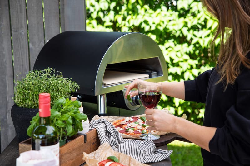 Sentosa Pizzaovn - Svart - Hage - Griller - Øvrige griller - Pizzaovn & vedovner