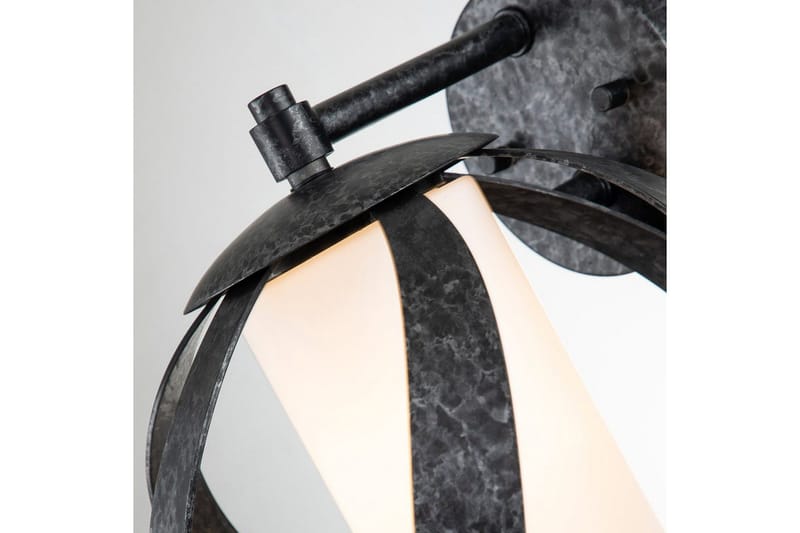 Utendørs vegglampe Quoizel Smie - Hage - Utemiljø - Entré - Entrébelysning