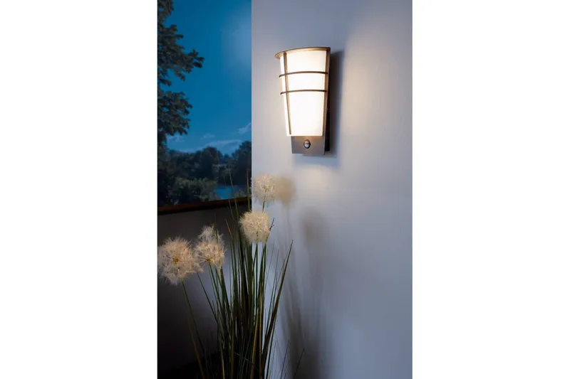 Vegglampe Utendørs Eglo Breganzo 1 - Antracit/Hvit - Hage - Utemiljø - Entré - Entrébelysning
