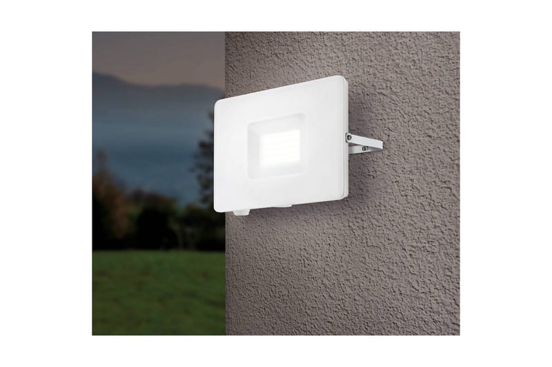 Vegglampe Utendørsbelysning Eglo Faedo 3 50W, Hvit - Hvit - Hage - Utemiljø - Entré - Entrébelysning