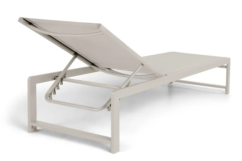 Sanna Solseng med Justerbar Ryggstøtte - Beige - Hagemøbler - Stoler & Lenestoler - Solseng & solvogner