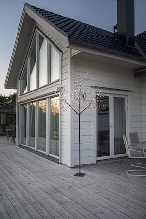 Albero dekorasjonstre med belysning 250 cm - svart med hvite lyspunkter - Hage - Utemiljø - Veranda & terrasse - Verandabelysning