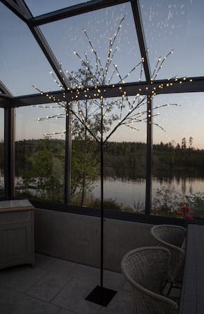Albero dekorasjonstre med belysning 250 cm - svart med hvite lyspunkter - Hage - Utemiljø - Veranda & terrasse - Verandabelysning