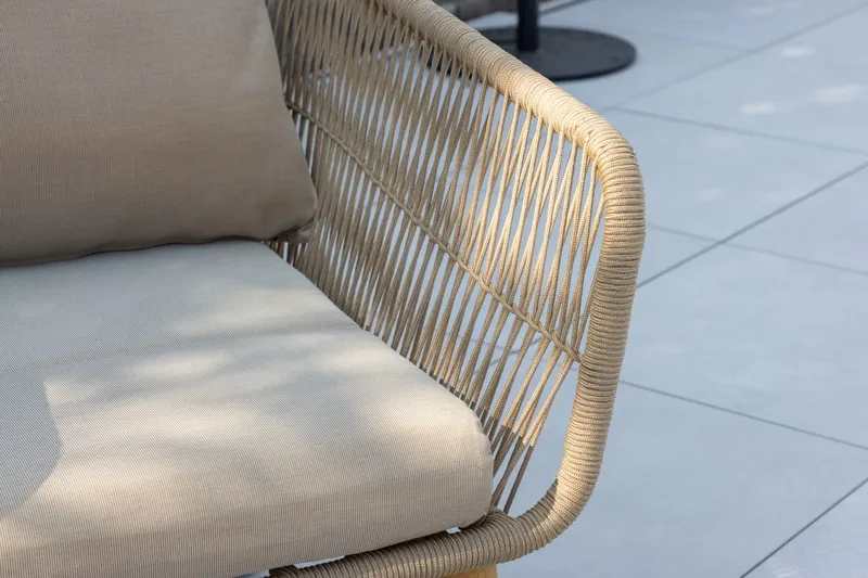 Chania sofagruppe 2-seters sofa + 2 lenestoler med bord utendørs - Brun - Hage - Utemiljø - Veranda & terrasse - Verandamøbler